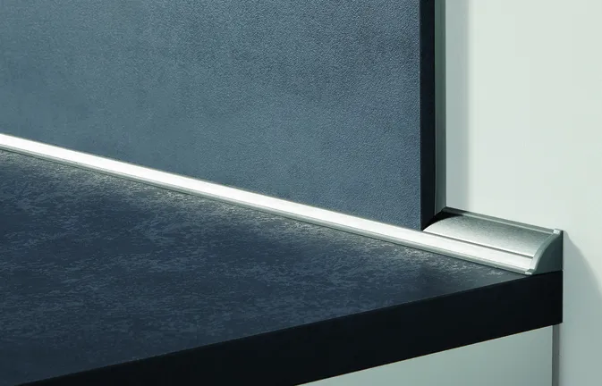Nobilia SPA Upstands for continuous planning with niche cladding WAPN400 1